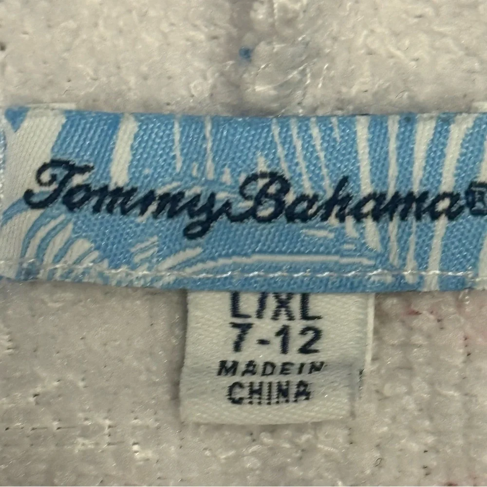 Tommy Bahama stylish cover